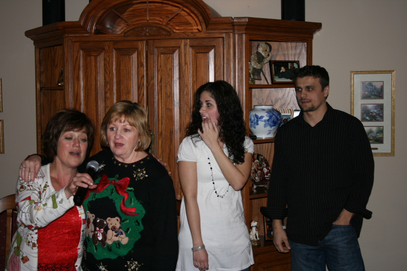 HolidayParty091